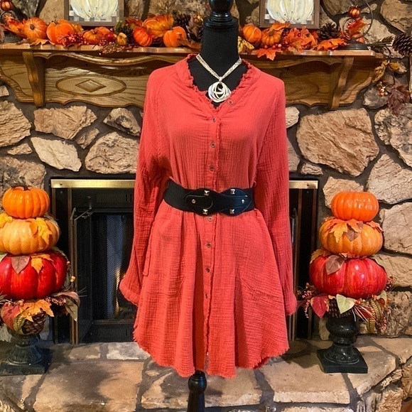 Easel Tunic Top EUC Small - Picture 2 of 6